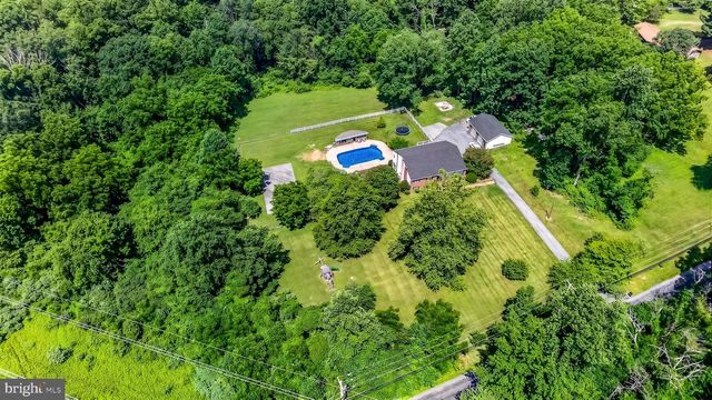 320 BARNESTON RD, Glenmoore, PA 19343