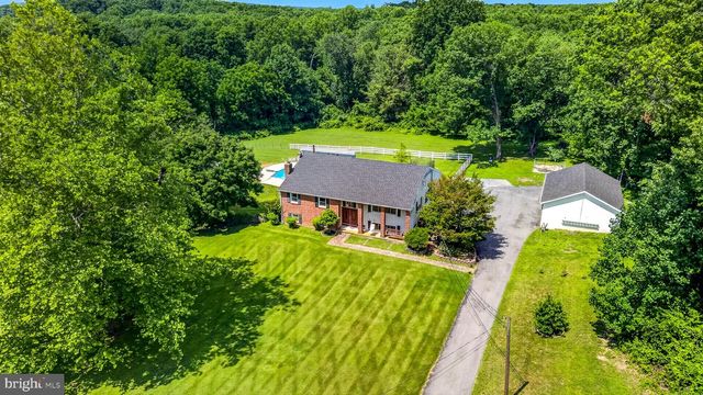 320 BARNESTON RD, Glenmoore, PA 19343