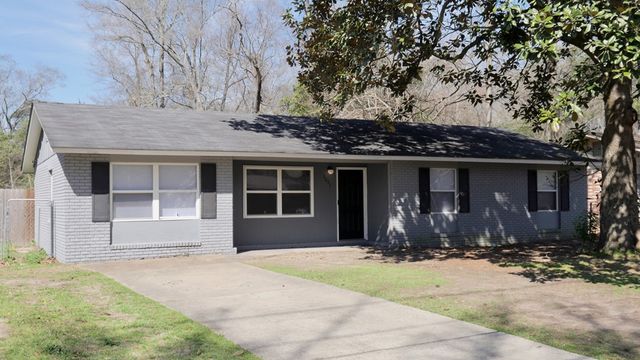 2031 Wellborn Drive, Columbus, GA 31907