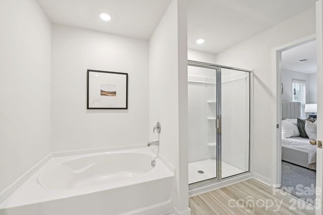 608 13th Avenue Drive NE, Hickory, NC 28601