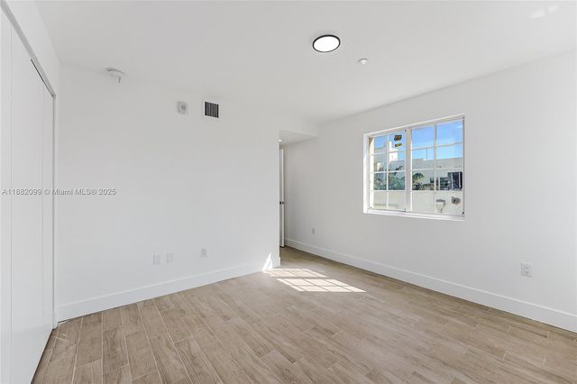 1519 Pennsylvania Ave 3, Miami Beach, FL 33139