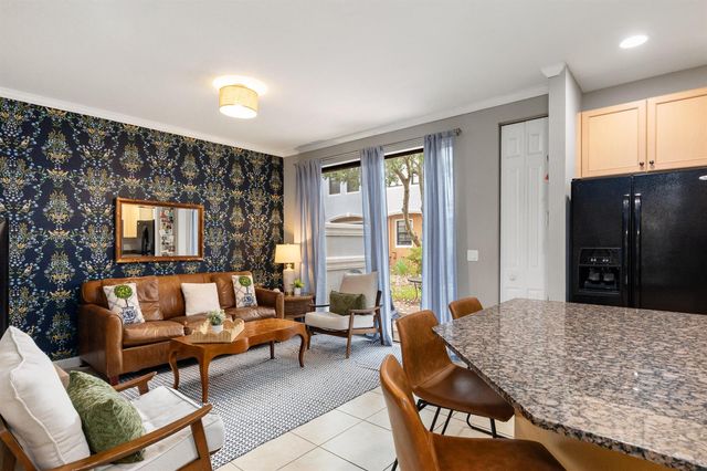 138 E Astor Circle, Delray Beach, FL 33484
