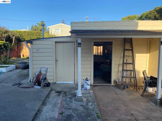 3264 Kansas, Oakland, CA 94602