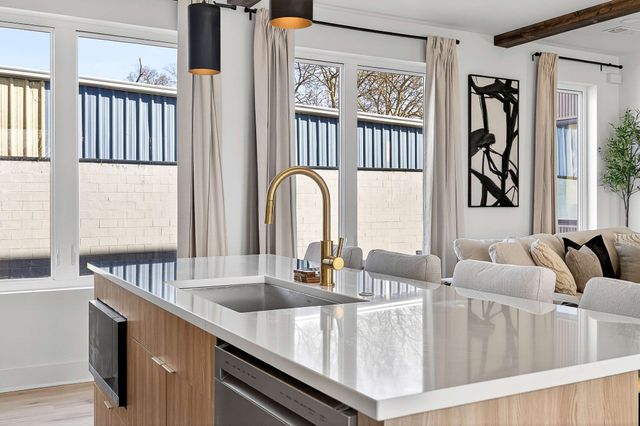 314 E Trinity Ln Apt 3, Nashville, TN 37207