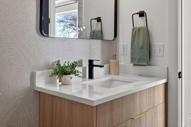 314 E Trinity Ln Apt 3, Nashville, TN 37207