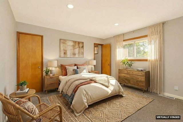 2208 E Blake St, Wichita, KS 67211