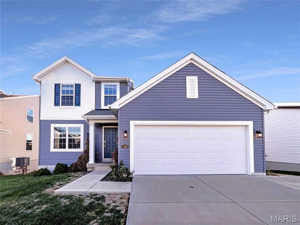 1561 Misty River Drive, St Paul, MO 63366