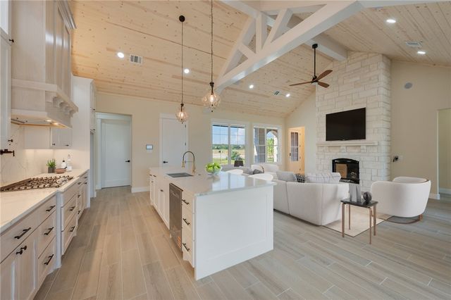 4225 Skylar Drive, College Station, TX 77845