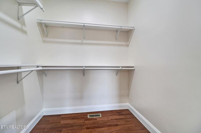 141 2nd St, Rockwood, TN 37854