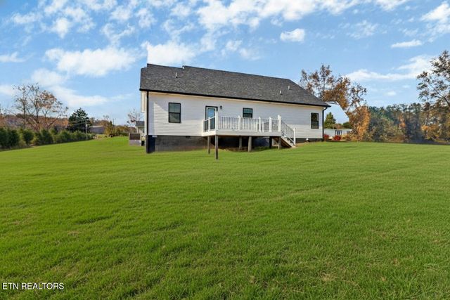 141 2nd St, Rockwood, TN 37854