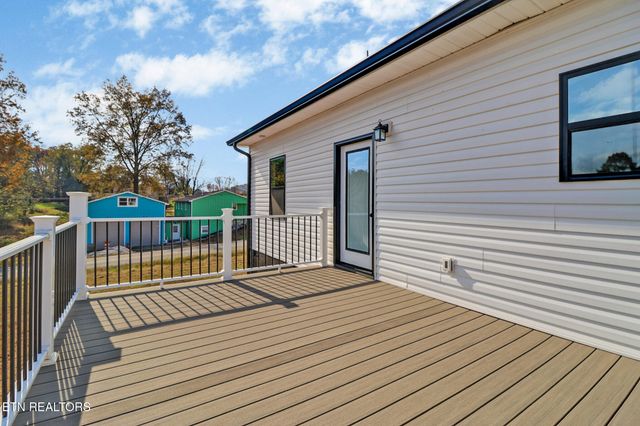 141 2nd St, Rockwood, TN 37854