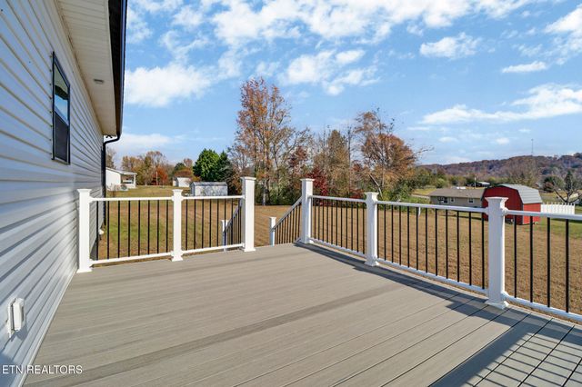 141 2nd St, Rockwood, TN 37854