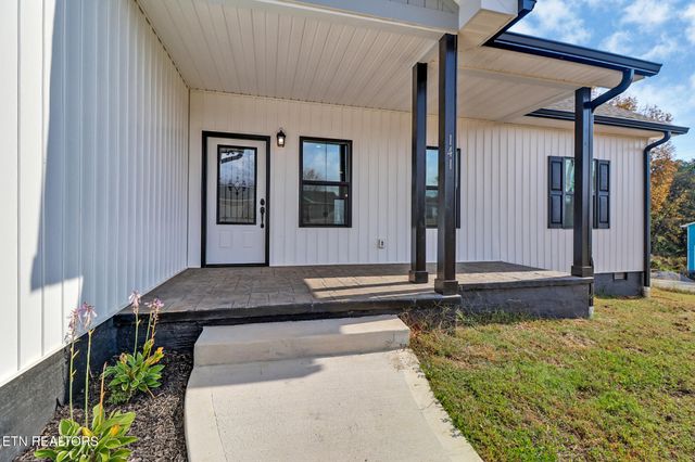 141 2nd St, Rockwood, TN 37854