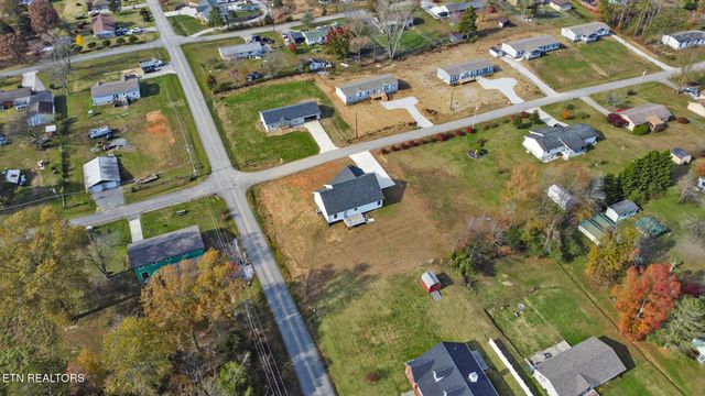 141 2nd St, Rockwood, TN 37854