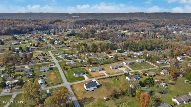 141 2nd St, Rockwood, TN 37854