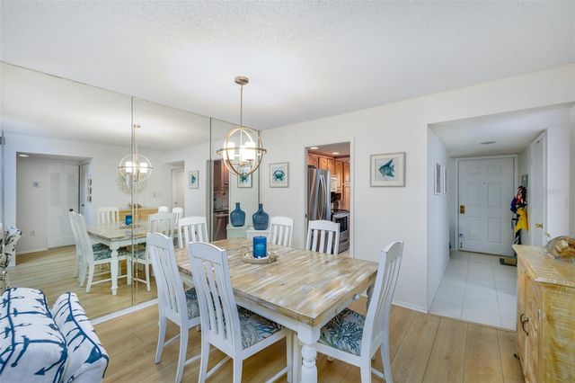1316 PASADENA AVENUE S 206, South Pasadena, FL 33707