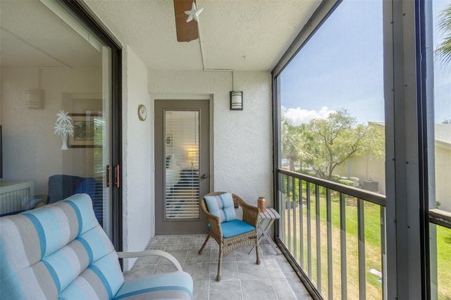 1316 PASADENA AVENUE S 206, South Pasadena, FL 33707