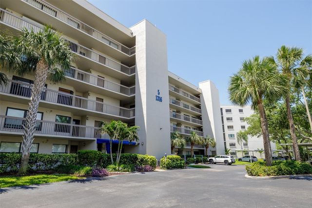 1316 PASADENA AVENUE S 206, South Pasadena, FL 33707