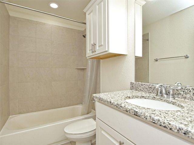 9703 Bayshore BND 81, Austin, TX 78726