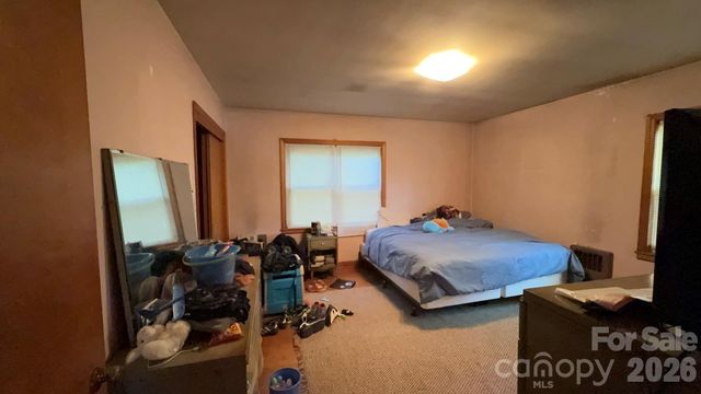 1582 Dutch Cove Road, Canton, NC 28716