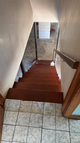 1582 Dutch Cove Road, Canton, NC 28716
