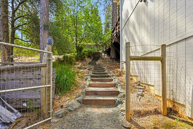 17750 Norlene Way, Grass Valley, CA 95949