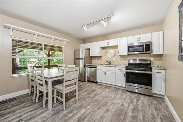 17750 Norlene Way, Grass Valley, CA 95949