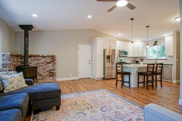 17750 Norlene Way, Grass Valley, CA 95949