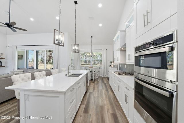 4586 Hickory Oak Drive, Brooksville, FL 34601