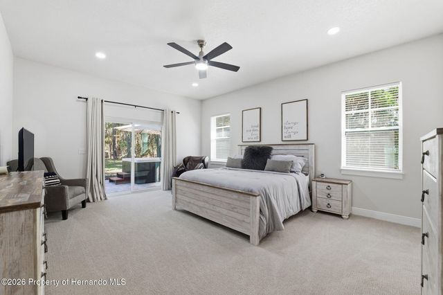 4586 Hickory Oak Drive, Brooksville, FL 34601