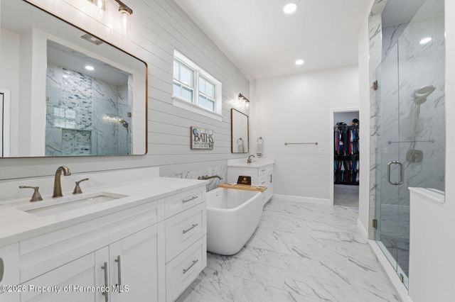 4586 Hickory Oak Drive, Brooksville, FL 34601