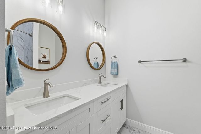 4586 Hickory Oak Drive, Brooksville, FL 34601