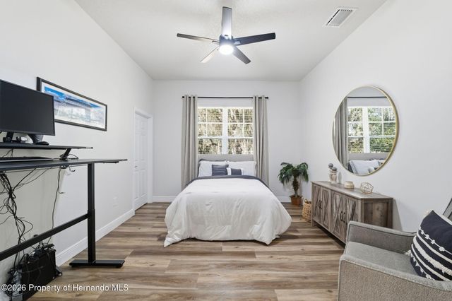 4586 Hickory Oak Drive, Brooksville, FL 34601