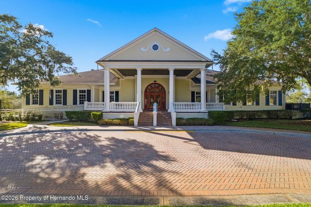 4586 Hickory Oak Drive, Brooksville, FL 34601