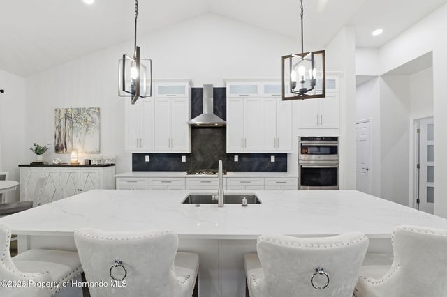 4586 Hickory Oak Drive, Brooksville, FL 34601