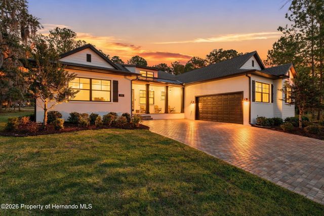 4586 Hickory Oak Drive, Brooksville, FL 34601