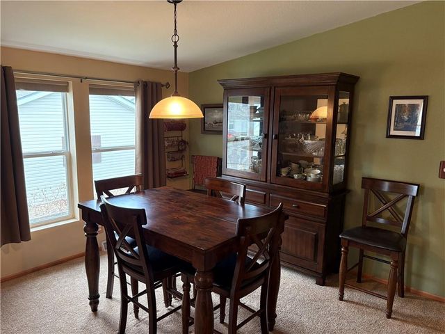 907 NE Cherry Court, Oak Grove, MO 64070