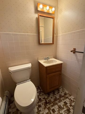 24 Wedgemere Rd, Beverly, MA 01915