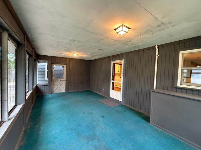 24 Wedgemere Rd, Beverly, MA 01915