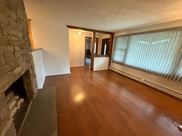 24 Wedgemere Rd, Beverly, MA 01915