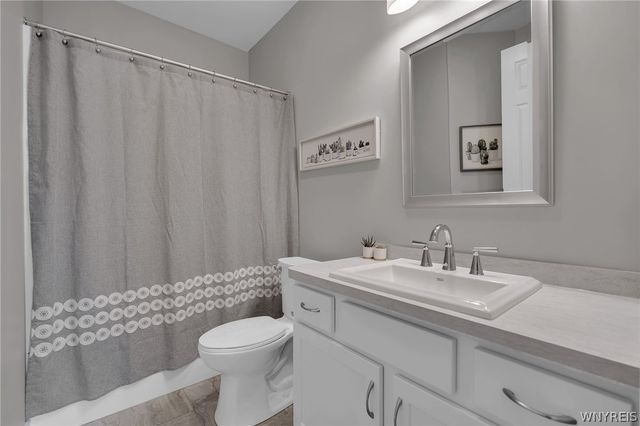 293 Northill Drive East E, Amherst, NY 14221