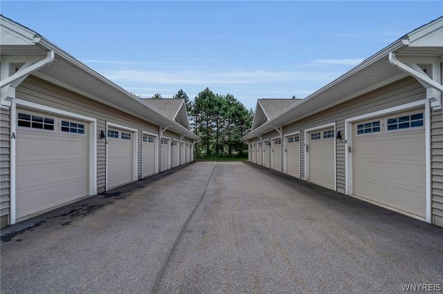 293 Northill Drive East E, Amherst, NY 14221