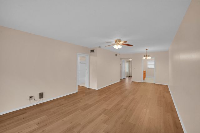 2340 SW 22nd Avenue 306, Delray Beach, FL 33445
