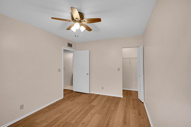2340 SW 22nd Avenue 306, Delray Beach, FL 33445