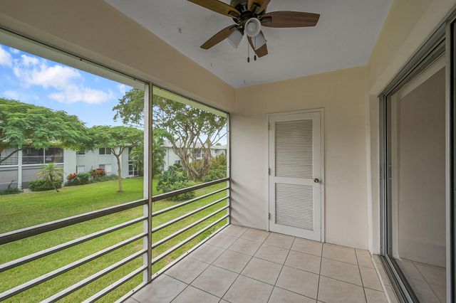 2340 SW 22nd Avenue 306, Delray Beach, FL 33445