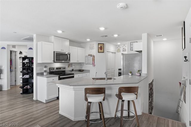 7870 Aurora Sky Street 1, North Las Vegas, NV 89084