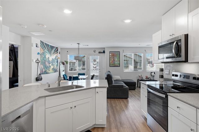 7870 Aurora Sky Street 1, North Las Vegas, NV 89084