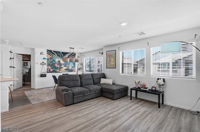 7870 Aurora Sky Street 1, North Las Vegas, NV 89084