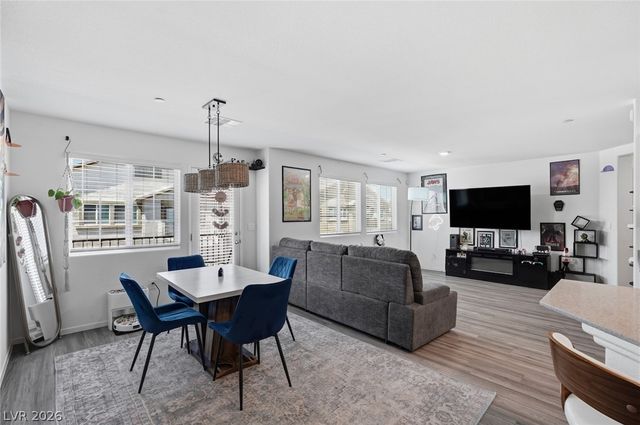 7870 Aurora Sky Street 1, North Las Vegas, NV 89084