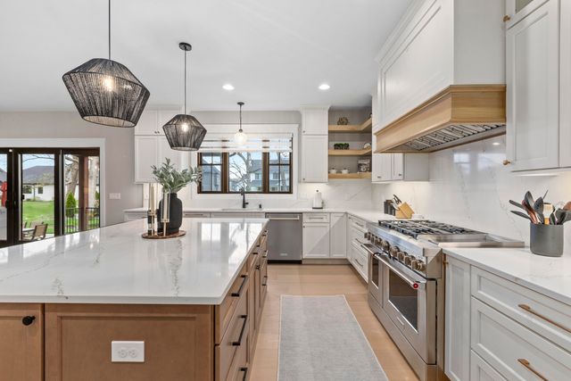 9609 Tall Grass Trail, St. John, IN 46373